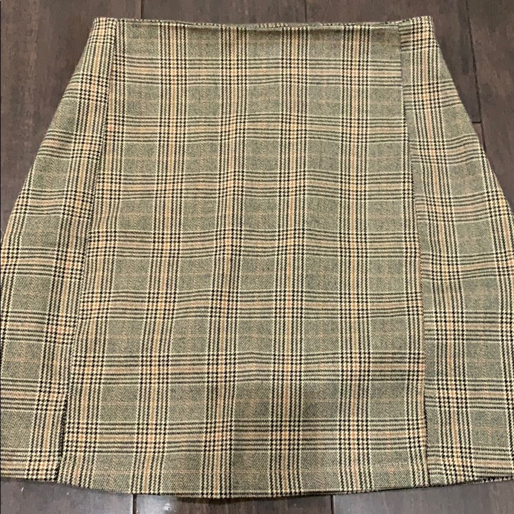 brandy melville skirt